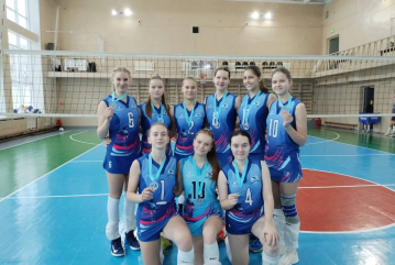 "СЕРЕБРО" МИЧУРИНСКИХ ВОЛЕЙБОЛИСТОК НА "ЗИМНЕЙ СКАЗКЕ"
